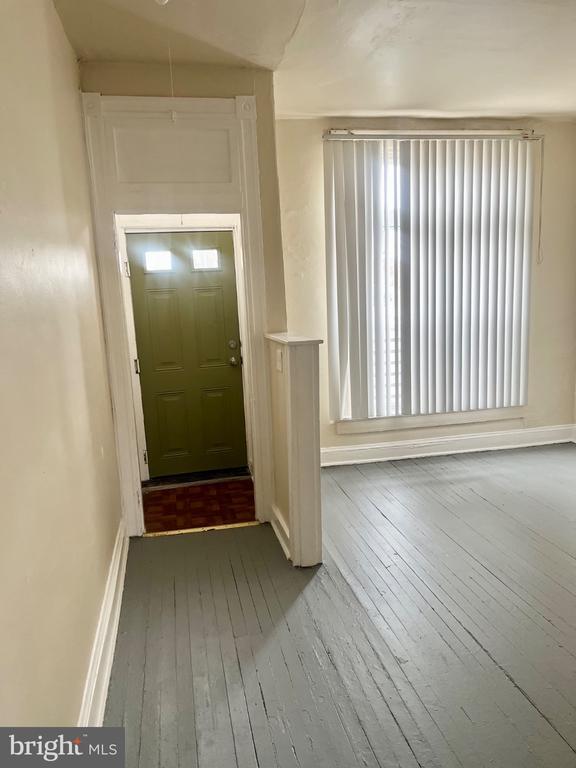 Photo - 1822 N Milton Ave