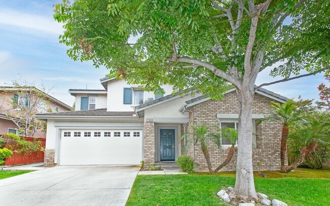 Building Photo - Grand and Gorgeous 5BR Home in La Fuente Gated Community!