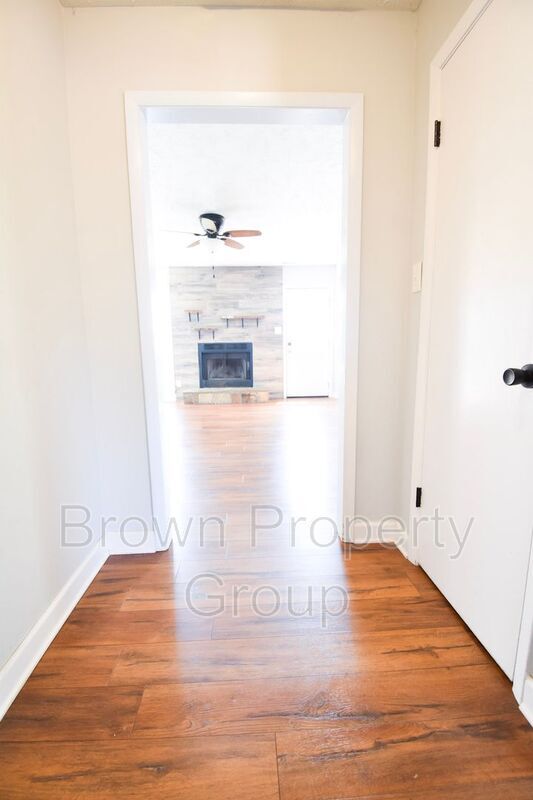 Photo - 2209 Rustic Trail