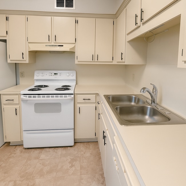 Photo - 110 E 30th St