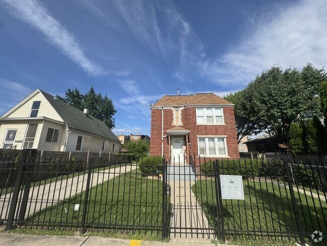 Building Photo - 9220 S Loomis St Unit 2 Rental