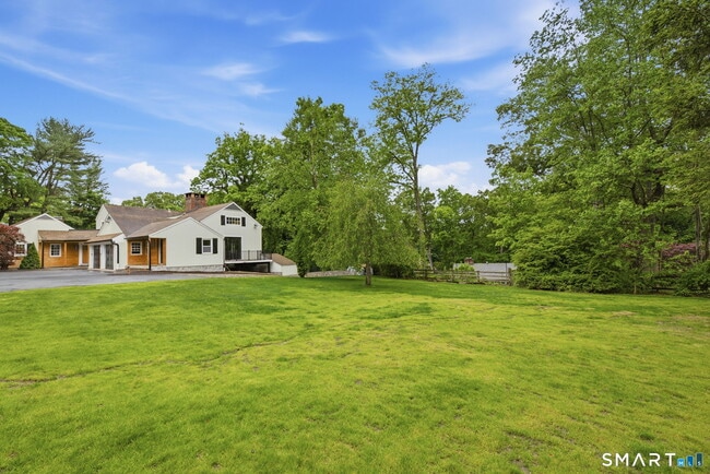 Photo - 1 Tulip Tree Ln