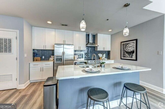 Building Photo - 950 W Peachtree St NW Unit 1504 Rental