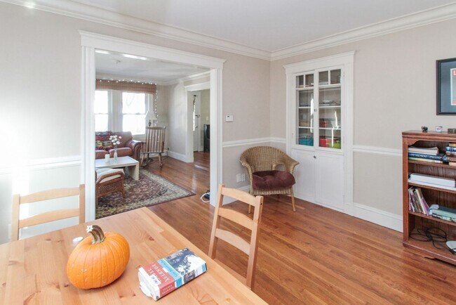 Photo - 25 Priesing St