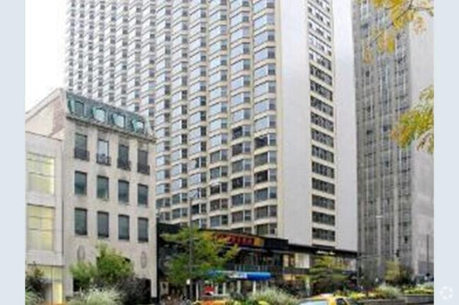 Building Photo - 535 N Michigan Ave Unit 303 Rental