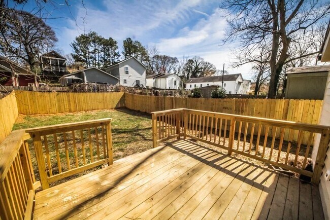 Photo - 1110 McDaniel St SW