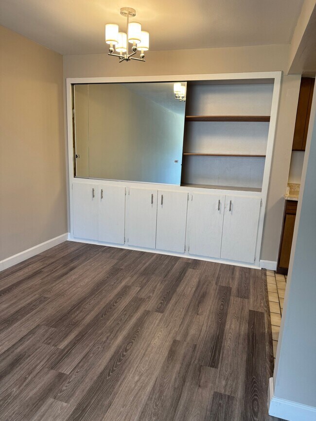 Photo - 2260 N Summit Ave Unit 108