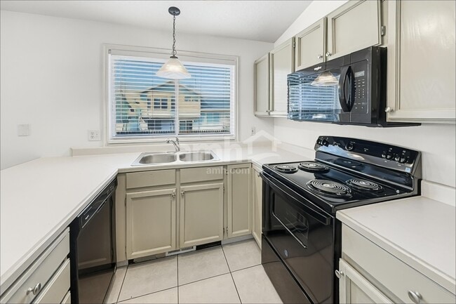 Photo - 5544 Lopalena Cir