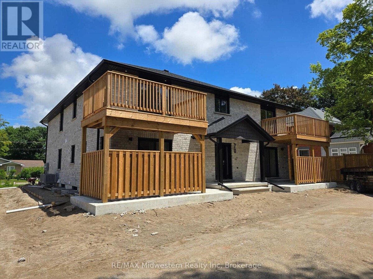 Photo - 70 Queen St Unité 201,202