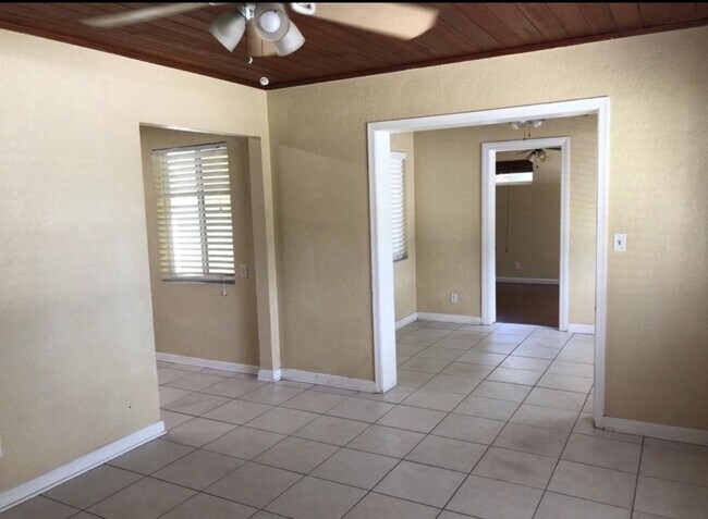 Photo - 818 Orange St