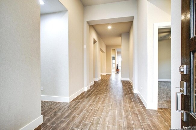 Photo - 1038 Cadogan Squire