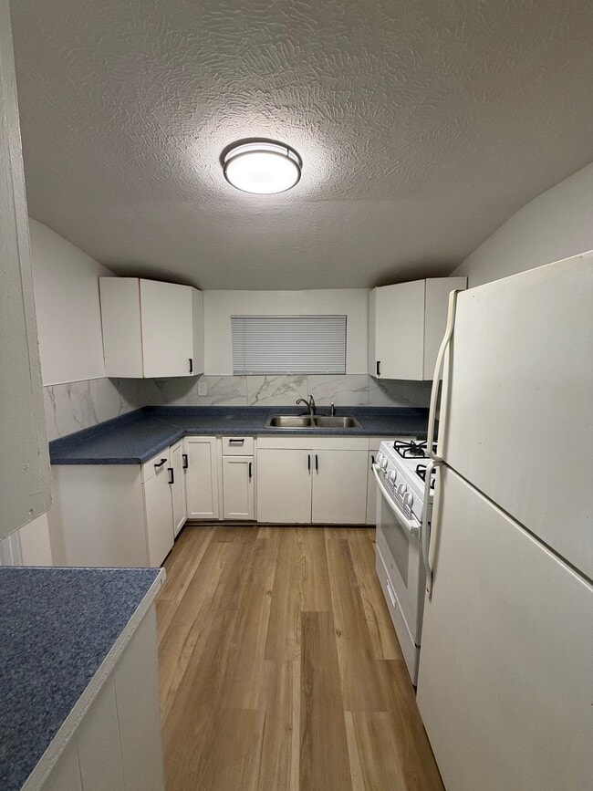 Photo - 1305 Avenue C