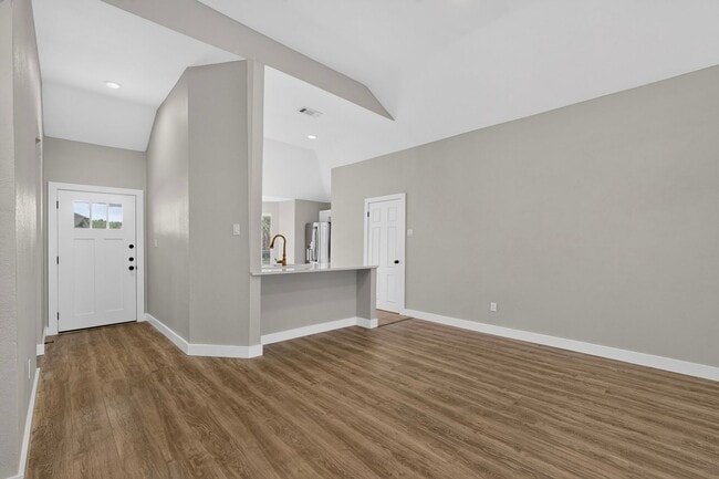 Photo - 3604 Lily Ln