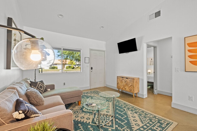 Photo - 41500 Maroon Town Dr Unidad 3