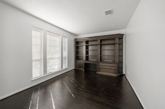 Photo - 1922 Lake Grayson Dr