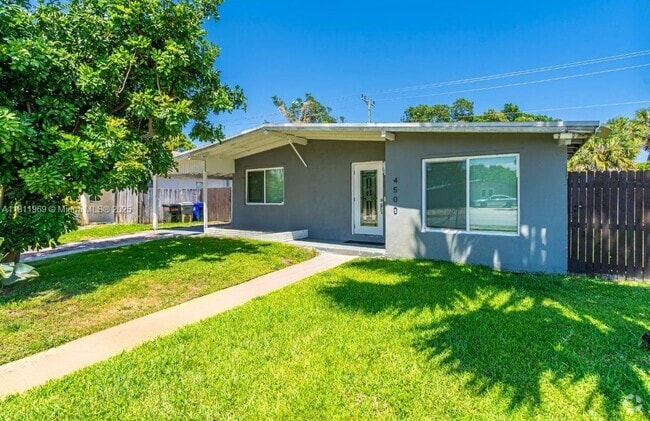 Building Photo - 4500 NE 18th Ave Rental