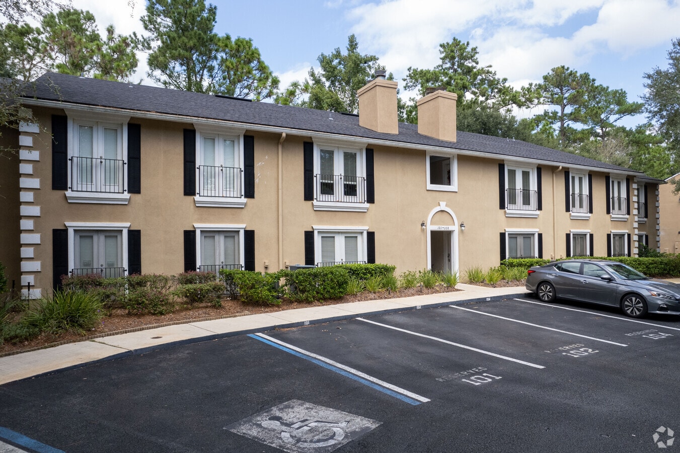 Windsor Pointe II at Windsor Parke - Windsor Pointe II at Windsor Parke Apartments
