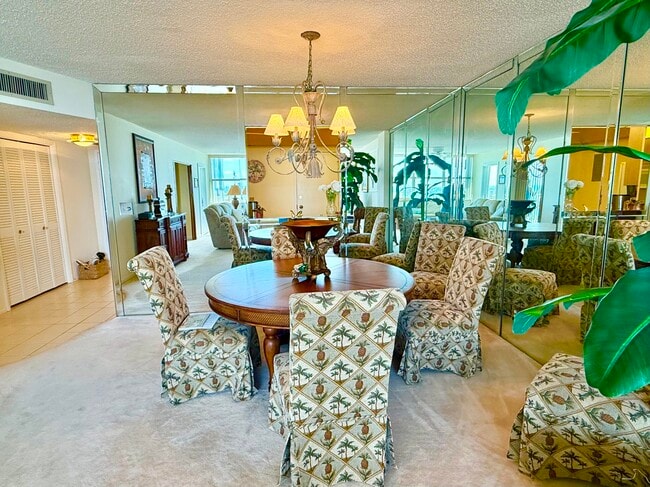 Photo - 800 SE 20th Ave Unidad 1106
