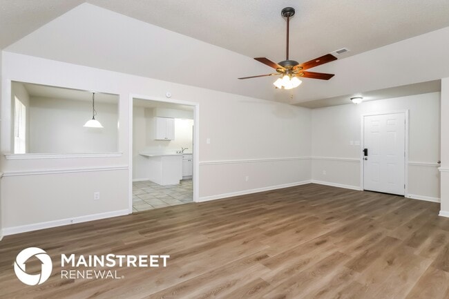 Photo - 7073 Gleneagles Dr