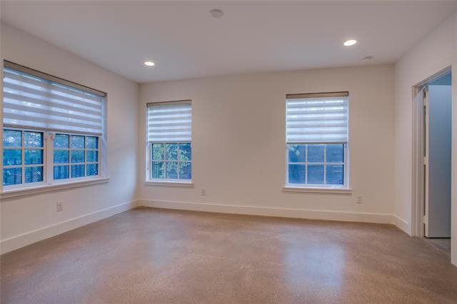 Photo - 602 Finley Ct