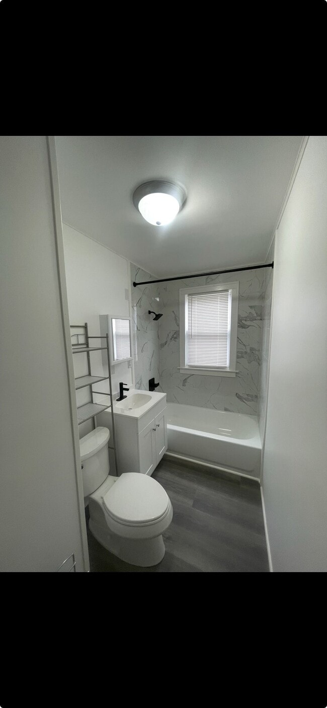 Photo - 424 N 4th St Unit D