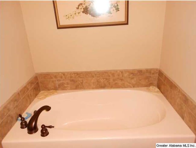 Master Bathroom - 612 Riverhaven Pl Unit 612