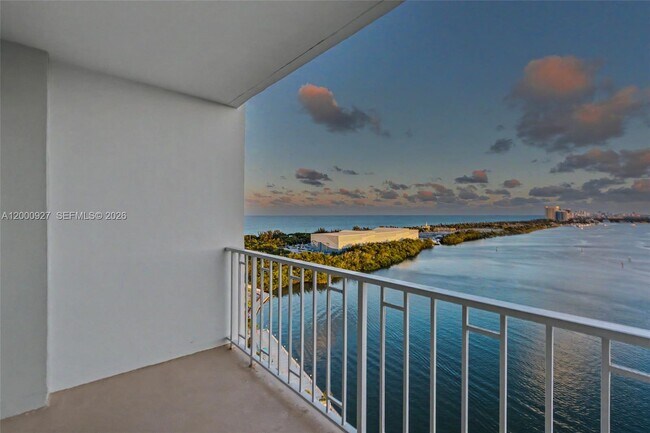 Photo - 500 Bayview Dr Unit 1930