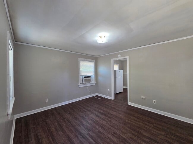 Photo - 802 N Dunlap St