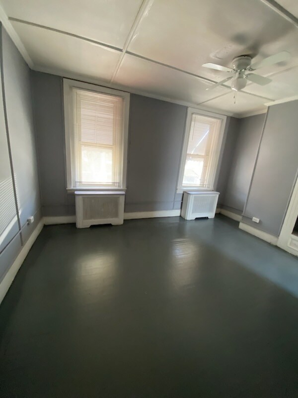 Photo - 408 N Wanamaker St