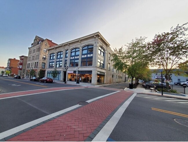 Remsen Lofts - Remsen Lofts