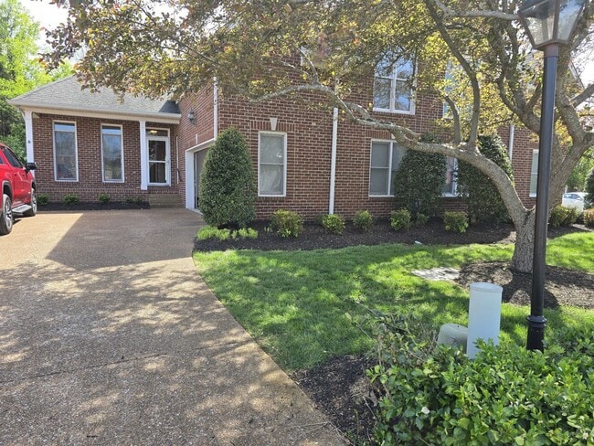 Building Photo - 218 Stoners Glen Ct