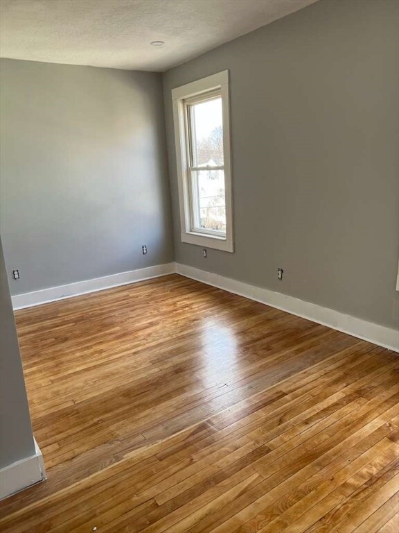 Photo - 165 Oxford St N Unidad 3