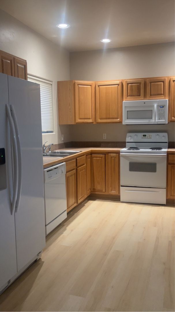 1306 Kremer Dr