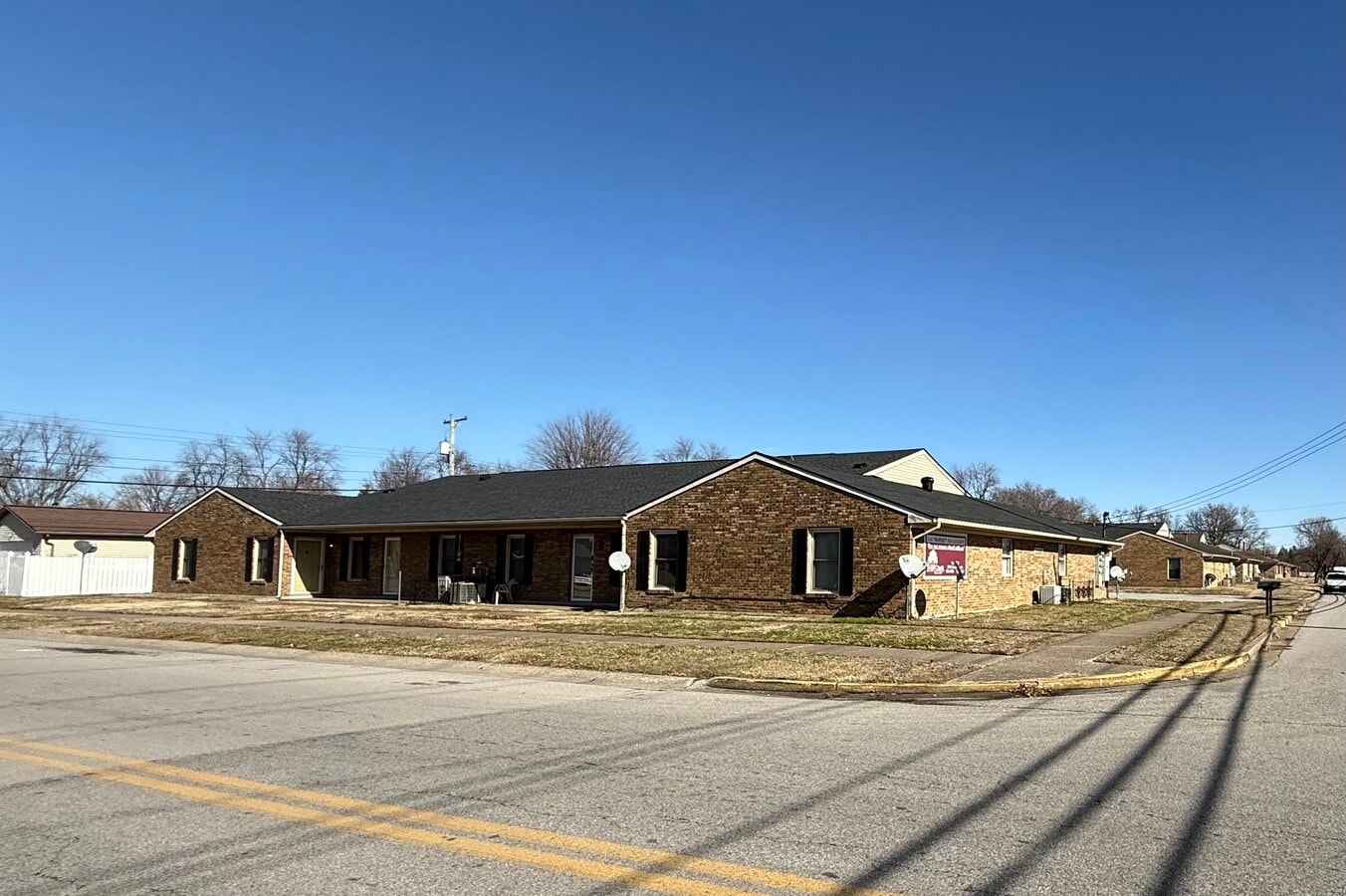 Photo - 3301 W 2nd St Unit 1