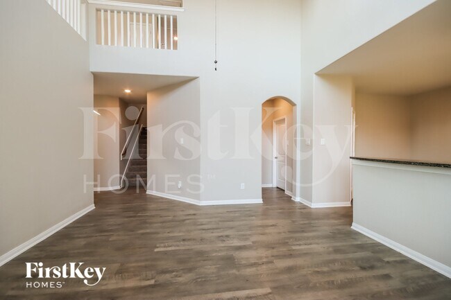 Photo - 6193 White Oak Leaf Lp