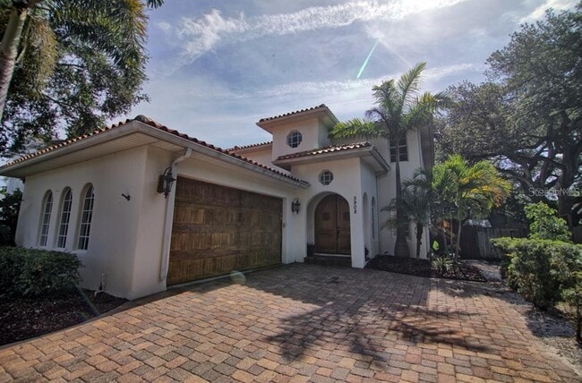 Photo - 5908 S Switzer Ave