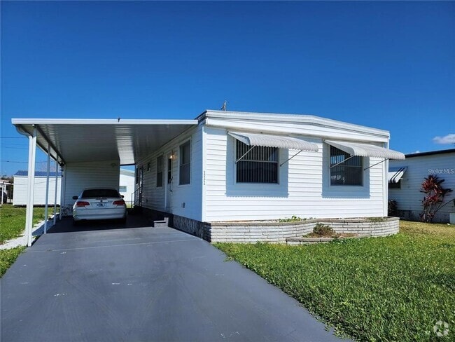 Building Photo - 111 49th Ave W Rental
