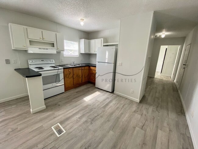 Photo - Affordable 3-Bedroom Mobile Home in Sulphur – Central AC & Private Lot