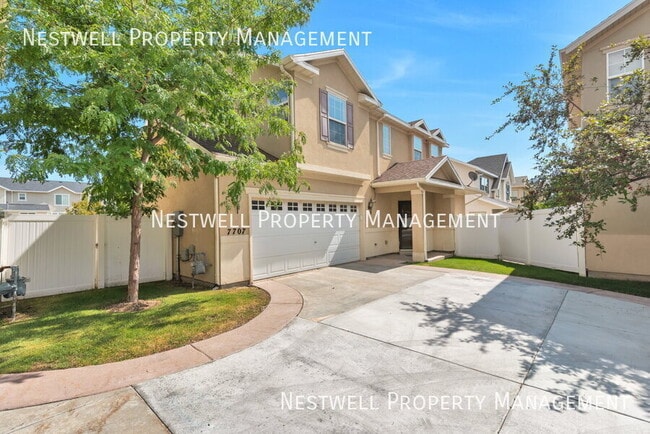 Building Photo - 7707 Yellowwood Ln