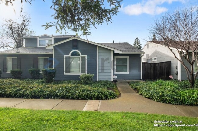 Photo - 106 Village Ct