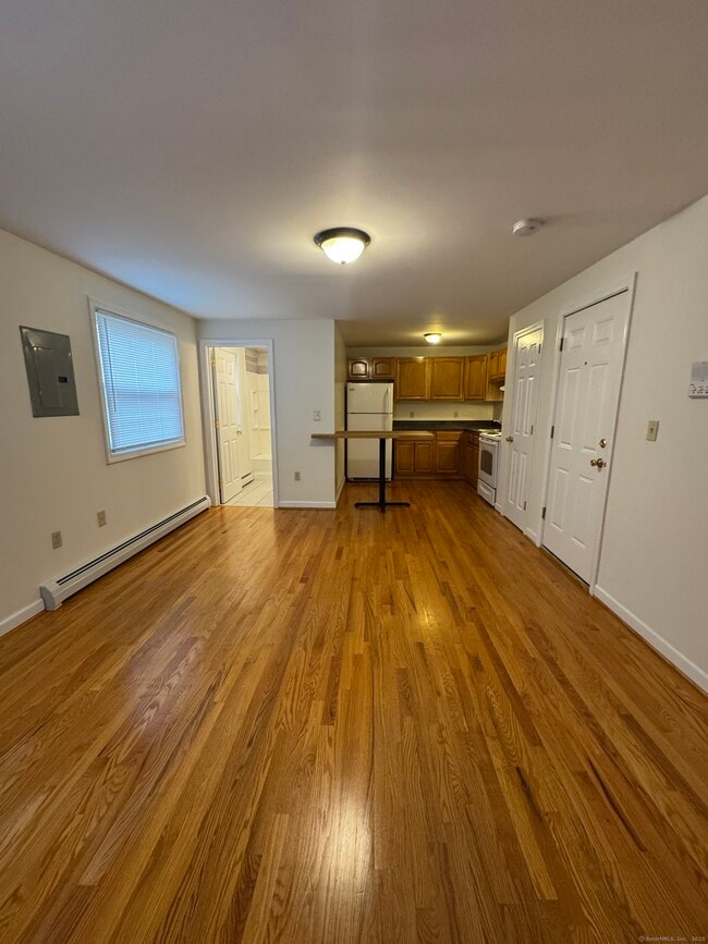 Photo - 90 Kibbe St Apartment