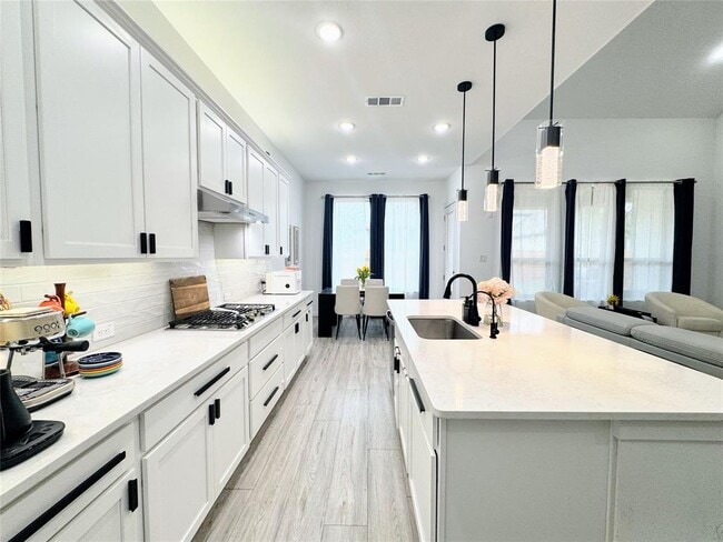 Photo - 4418 Hannover Wy