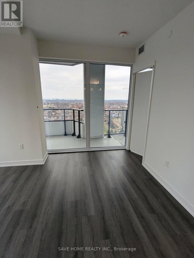 Photo - 448 Burnhamthorpe Rd W Unit 1407