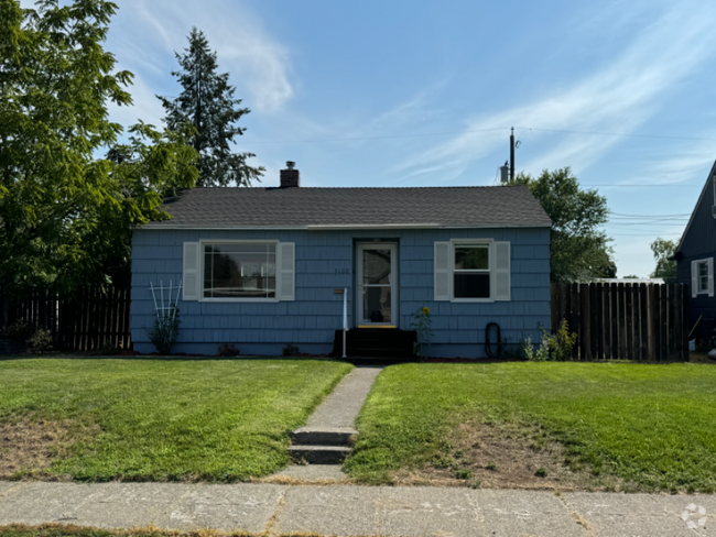 Building Photo - 5108 N Adams St Rental