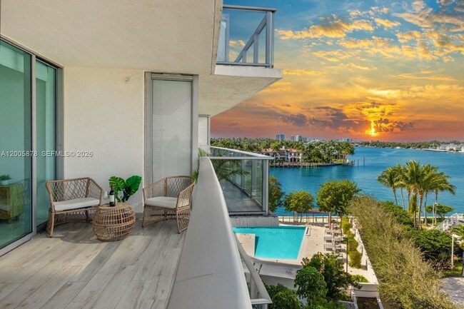 Building Photo - 6620 Indian Creek Dr Unit 616