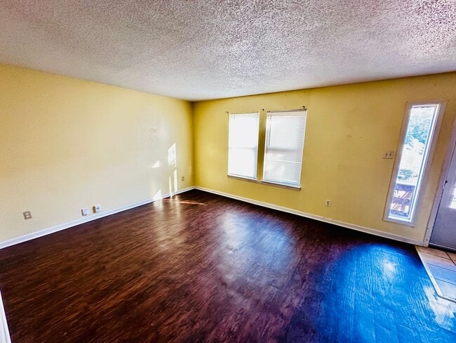Photo - A Great Living Space in the Heart of the C...