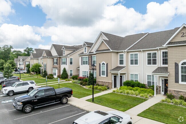 Photo - Woodhaven Commons