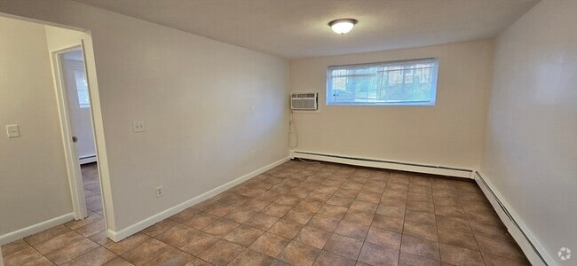 Building Photo - 32 Annese Rd Unit 2 Rental