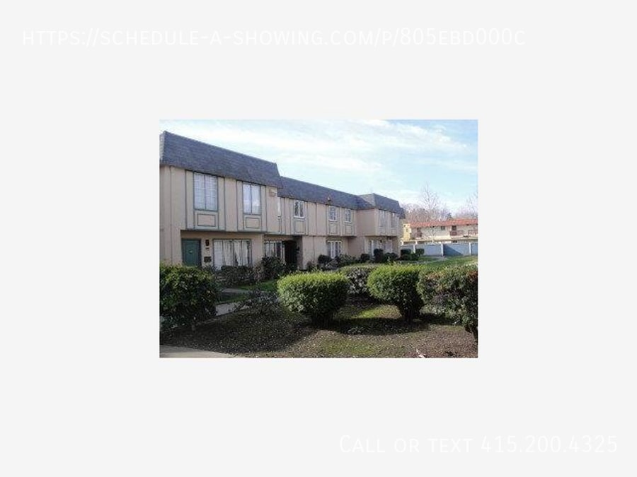 Photo - 292 Grecia Court-