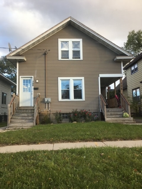 Building Photo - 706 N Broadway Unit Lower